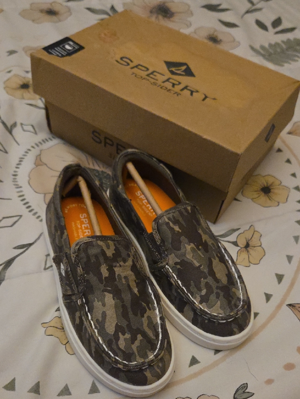 Sperry Kids Camouflage Slip-On Sneakers in Green and Brown